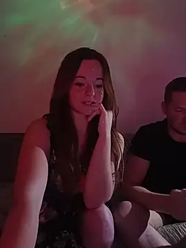 clozzy  online show from November 10, 10:15 pm