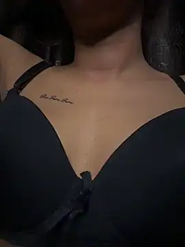 Your   Moonlight online show from March 25, 10:08 pm