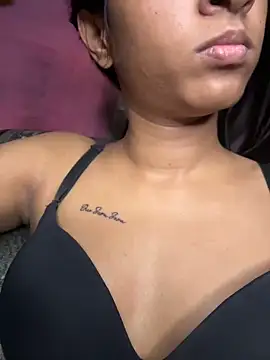 Your   Moonlight online show from April 5, 10:05 pm