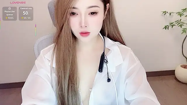 Insist6 online show from March 27, 7:17 am