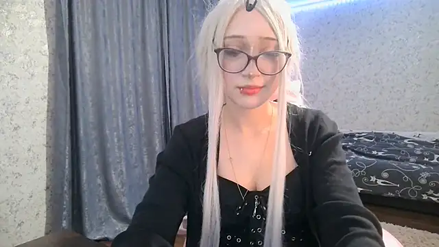 Snapshot of cupcakevice chatting on November 28, 5:13 pm cupcakevice online show from November 28, 5:13 pm