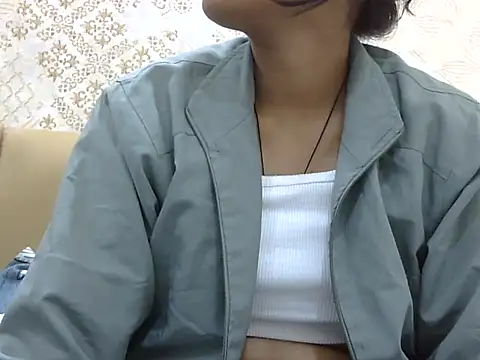 Snapshot of SEXY_PRIYA83 chatting on February 13, 10:59 am SEXY PRIYA83 online show from February 13, 10:59 am