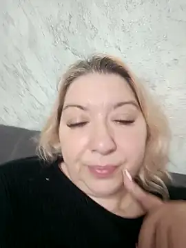 Snapshot of URALS-BOOBS chatting on November 11, 4:02 pm URALS-BOOBS online show from November 11, 4:02 pm