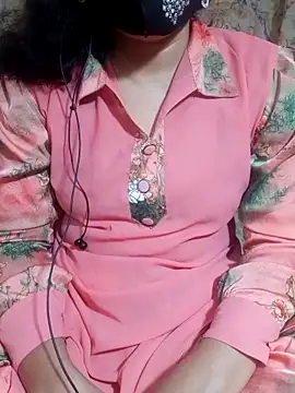 HotGirl23231 online show from March 14, 6:36 pm