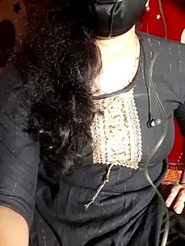 HotGirl23231 online show from July 31, 6:49 pm