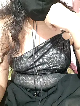 HotGirl23231 online show from November 24, 6:19 pm