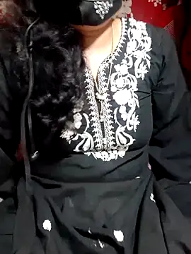 HotGirl23231 online show from April 5, 5:41 pm