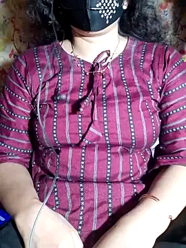 HotGirl23231 online show from May 22, 7:12 pm