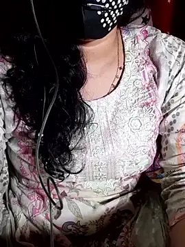 HotGirl23231 online show from June 12, 7:00 pm