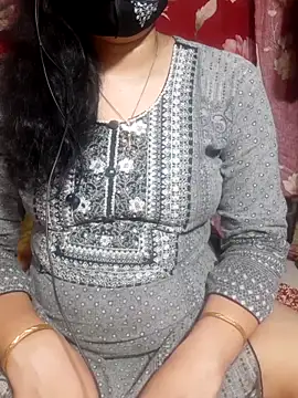 HotGirl23231 online show from March 10, 6:34 pm