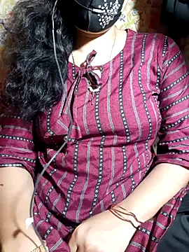 HotGirl23231 online show from April 23, 5:36 pm