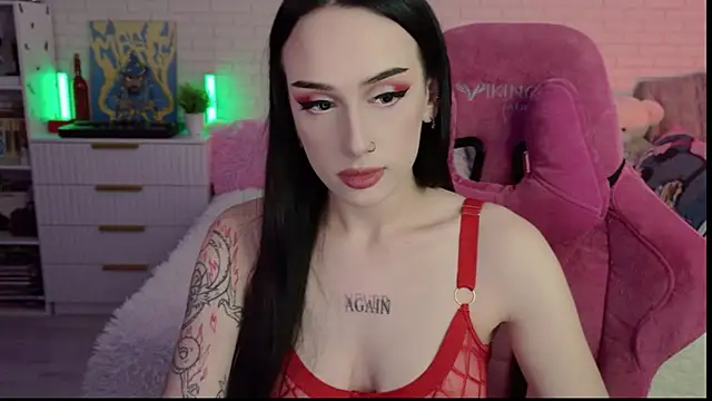 Snapshot of Darineko_ chatting on November 28, 5:29 am Darineko online show from November 28, 5:29 am