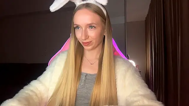 LaceDream online show from December 19, 4:09 pm