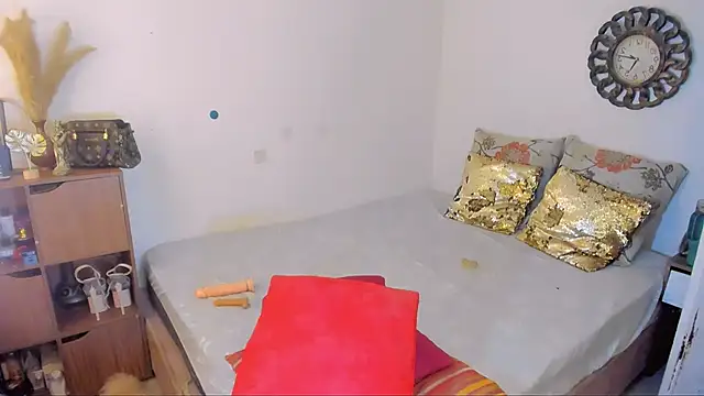 hotcassy online show from April 10, 5:14 am