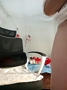 Em-mupmup online show from February 10, 7:18 am