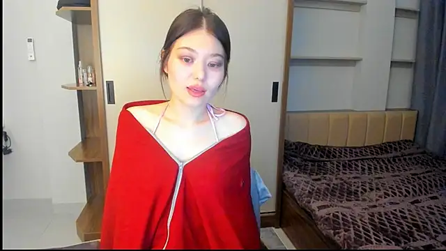 HopeLovely online show from February 16, 3:49 am