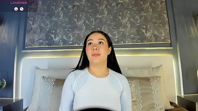 sofiaivanova online show from February 24, 3:40 am