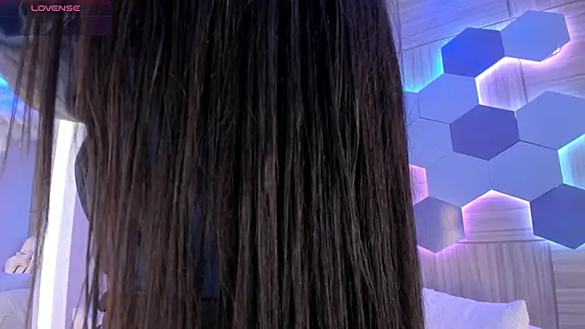 sofiaivanova online show from February 14, 3:40 am