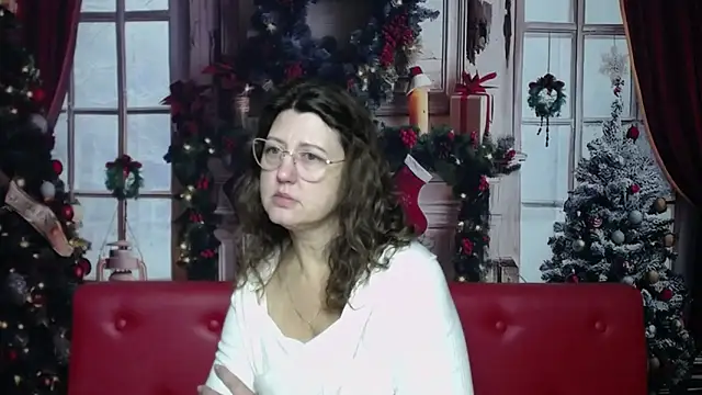 Snapshot of RoseHille chatting on December 20, 6:38 am RoseHille online show from December 20, 6:38 am