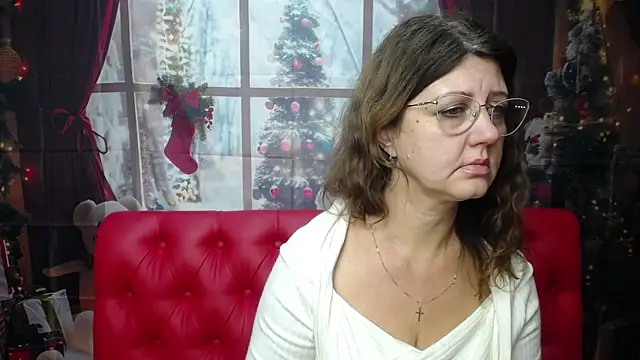 Snapshot of RoseHille chatting on January 13, 3:05 pm RoseHille online show from January 13, 3:05 pm