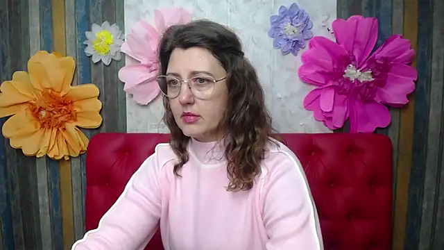 Snapshot of RoseHille chatting on December 1, 3:13 pm RoseHille online show from December 1, 3:13 pm