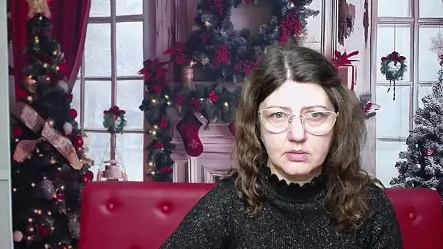 Snapshot of RoseHille chatting on January 10, 6:31 am RoseHille online show from January 10, 6:31 am