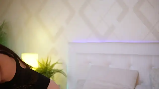 JadeHasy online show from December 19, 8:44 pm