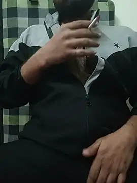 MrToxxic online show from November 25, 5:57 pm