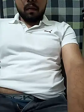 MrToxxic online show from November 10, 6:13 pm