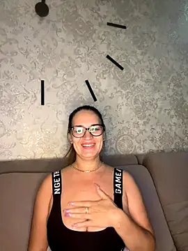 Milana8263 online show from November 10, 9:09 pm