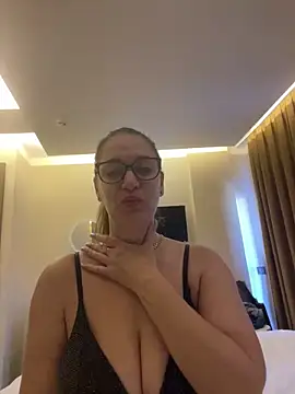 Milana8263 online show from December 16, 8:51 am