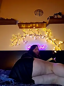 Persephone CH off online show from November 27, 8:42 pm