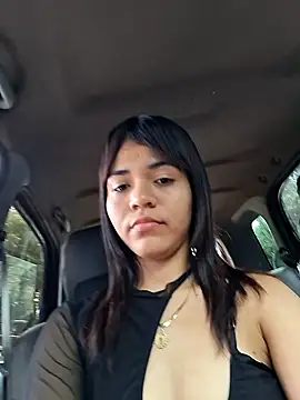 Skinny Wet online show from November 11, 8:14 pm