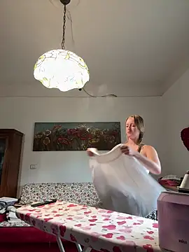 NaughtyAmore online show from November 13, 2:43 pm