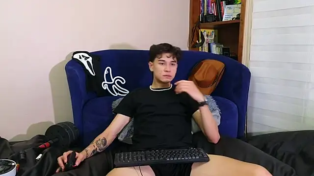 Derekswan online show from June 24, 12:31 am
