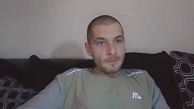 Kinkycouple142 online show from May 19, 5:31 pm