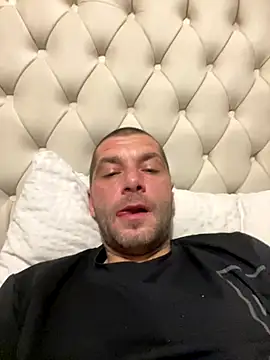 Kinkycouple142 online show from November 17, 6:12 pm