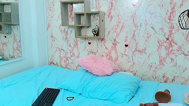 KATY LOWERY online show from February 13, 4:12 am