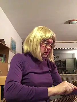 simone xdressing online show from November 10, 12:37 am