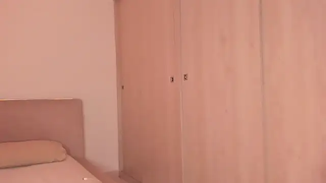 sofilopezcol online show from April 14, 3:00 am