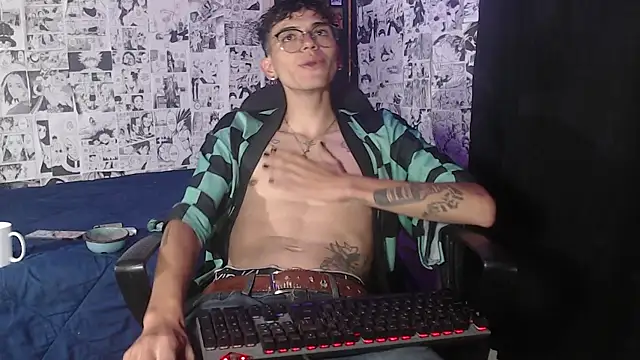 Mikey Ryu online show from November 11, 4:40 am