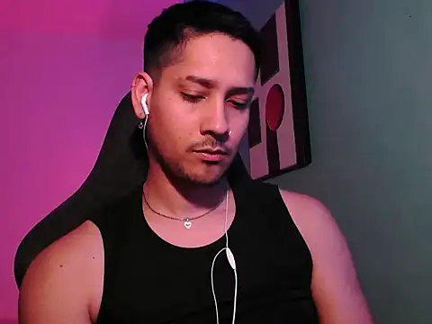 Abruptoinusual online show from November 18, 10:34 pm