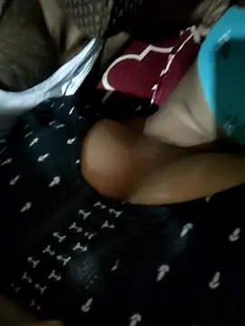 Snapshot of desiXcouple97 chatting on December 5, 4:16 pm desiXcouple97 online show from December 5, 4:16 pm