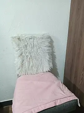 Little-Sammy online show from December 2, 4:41 pm