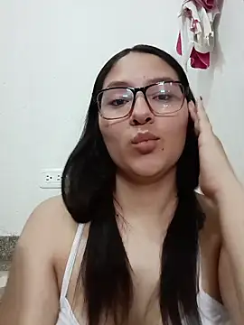 Little-Sammy online show from November 29, 1:44 pm