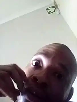 Leftout- online show from November 25, 6:14 am