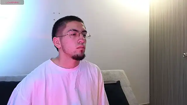 AresMassimoX online show from March 26, 1:31 pm