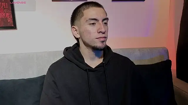 AresMassimoX online show from December 3, 3:07 am