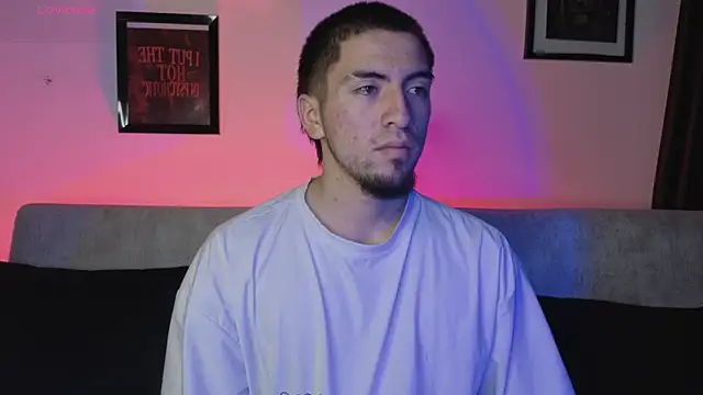 AresMassimoX online show from January 8, 3:18 pm