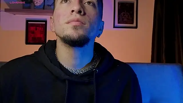 AresMassimoX online show from November 15, 3:54 am